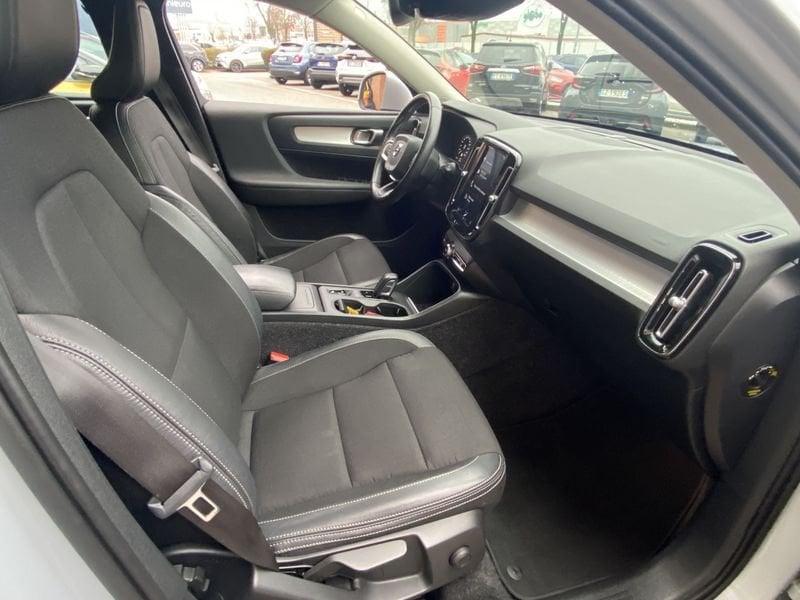 Volvo XC40 T3 Business Plus