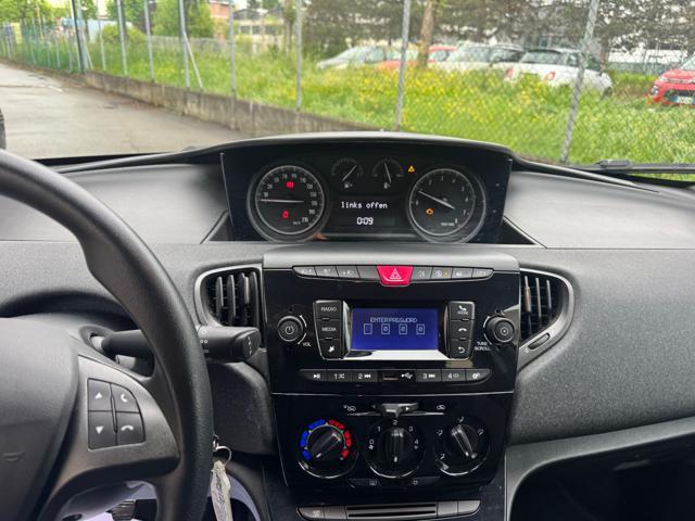 LANCIA Ypsilon 1.0 FireFly 5 porte Hybrid Silver