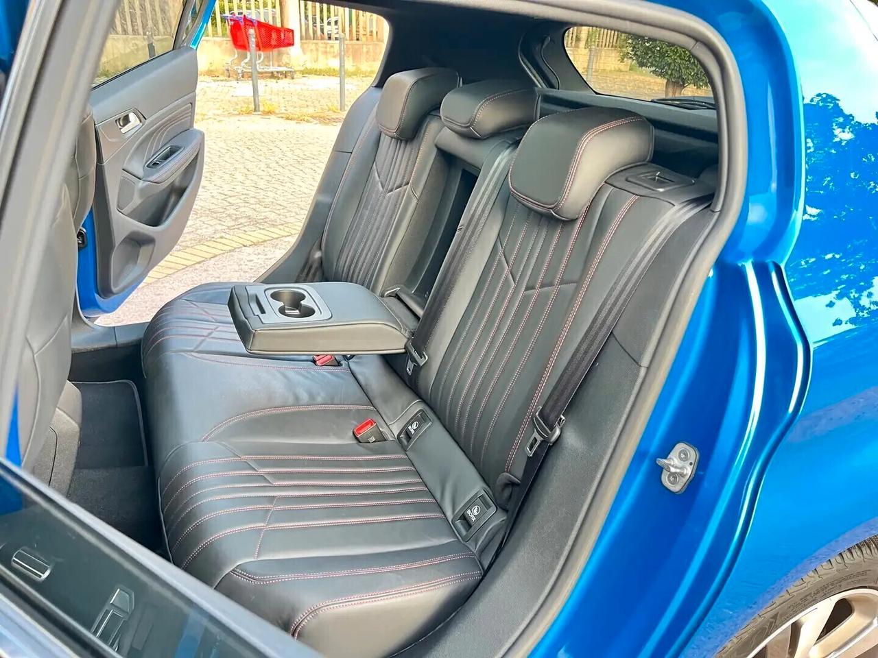 Peugeot 308 PureTech Turbo 130 S&S EAT8 GT