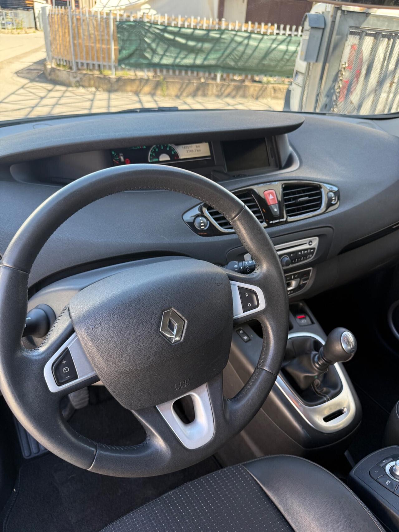 Renault Scenic X-Mod 1.6 dCi 130CV