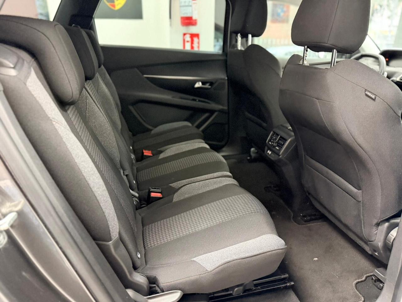 Peugeot 5008 BlueHDi 130 S&S EAT8 Active Pack