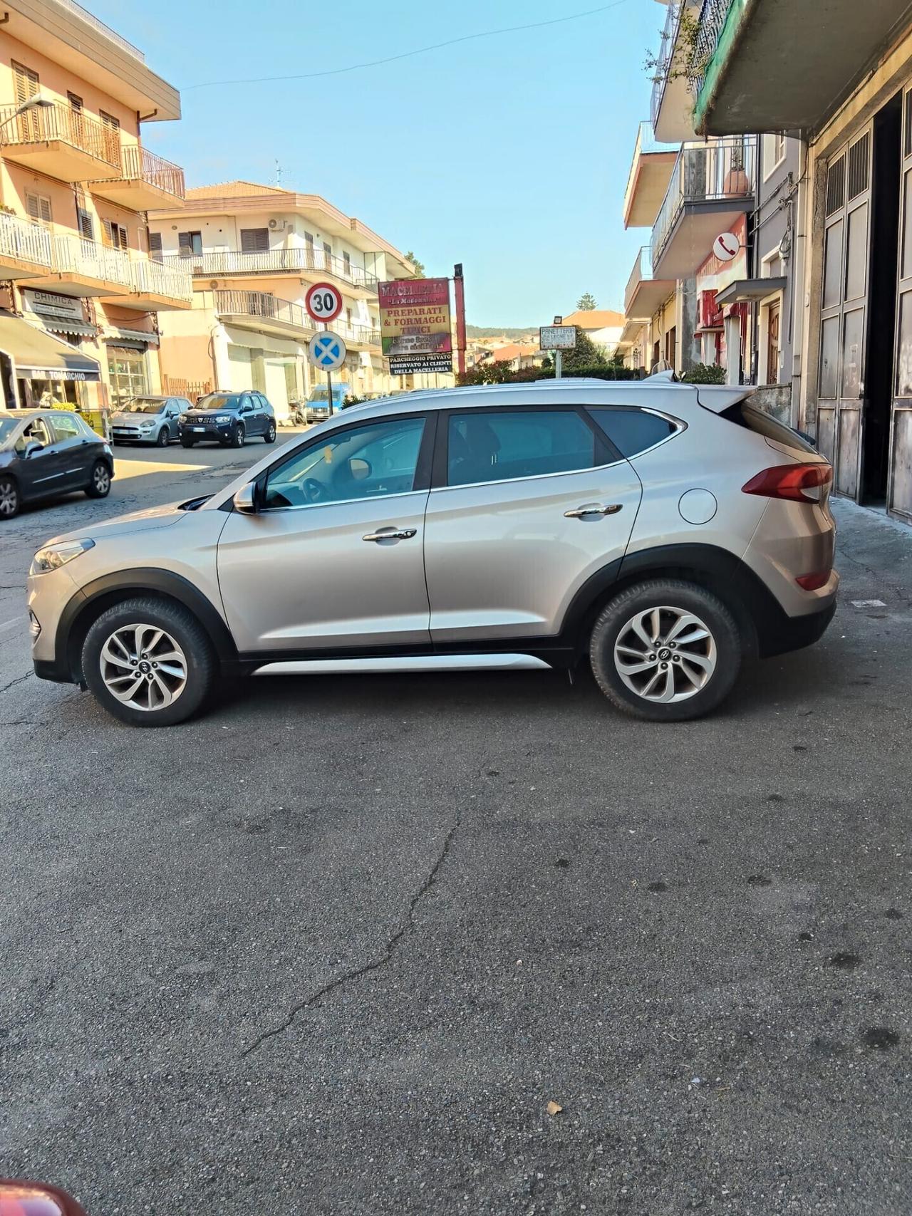 Hyundai Tucson 1.7 CRDi XPossible