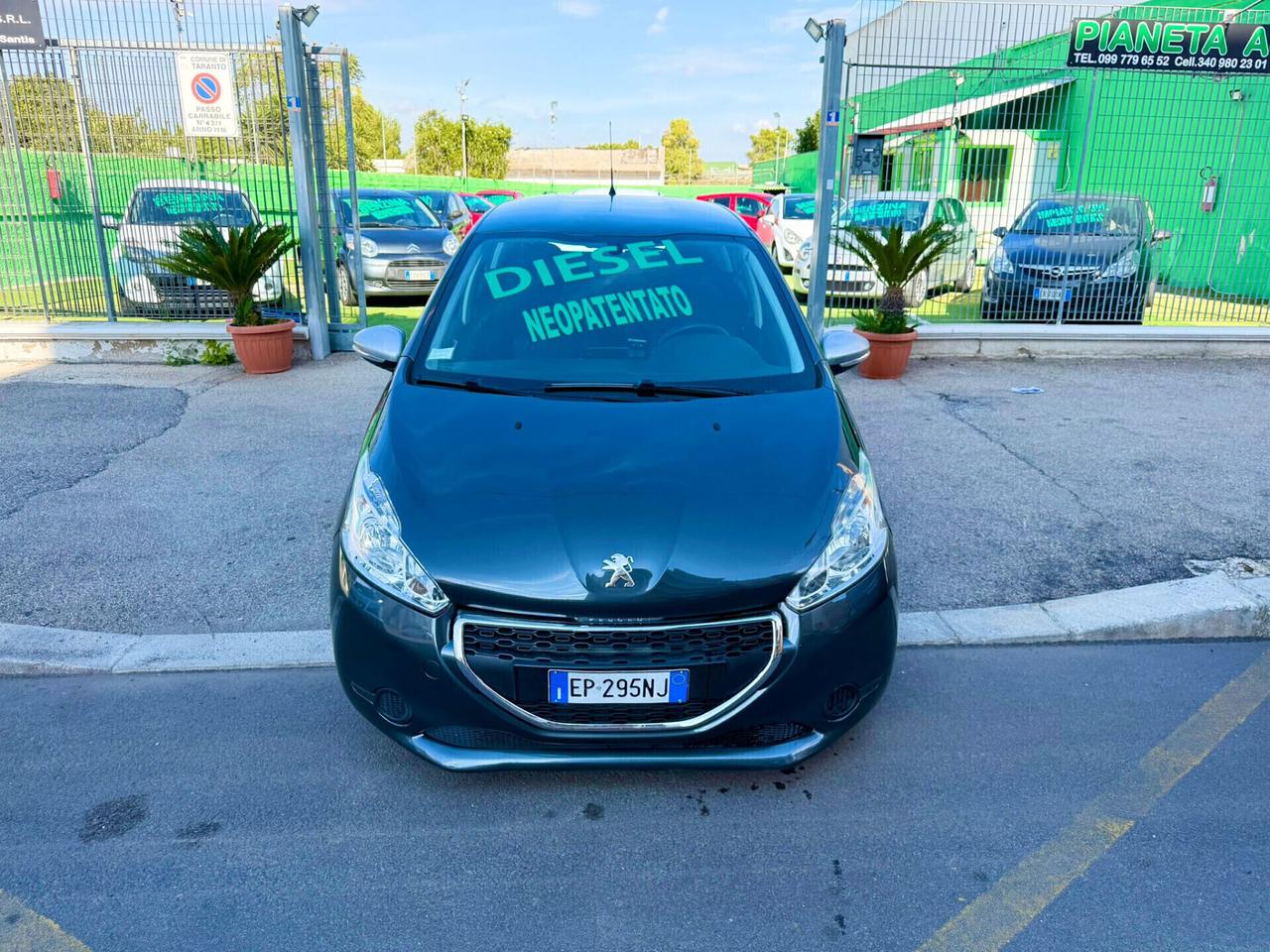 Peugeot 208 1.4 HDi 68 CV 5 porte Allure