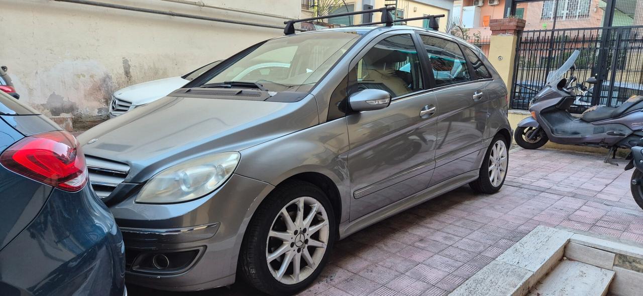 Mercedes Classe B - UNICO PROPRIETARIO