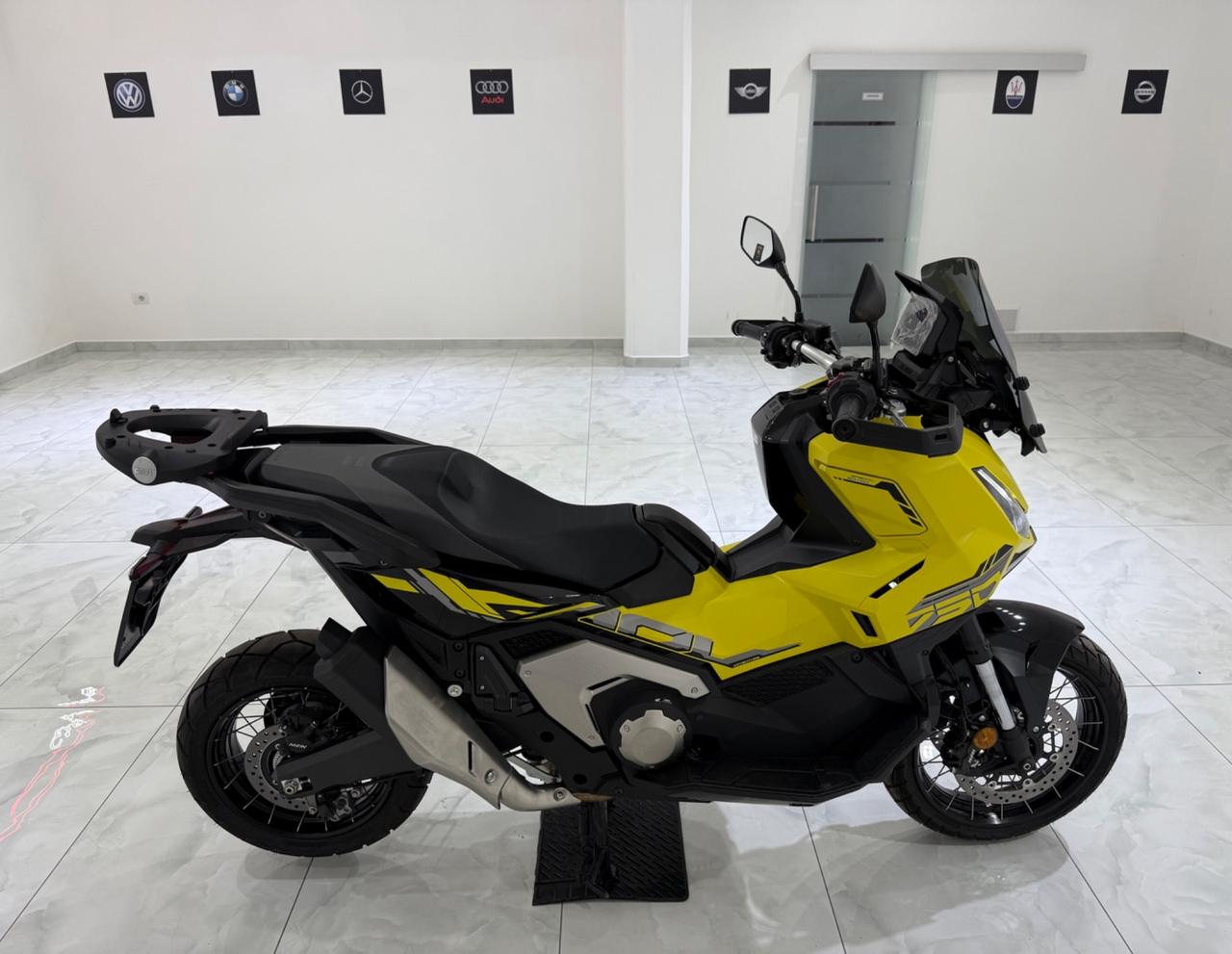 Honda X-ADV 750 EDIZIONE SPECIALE