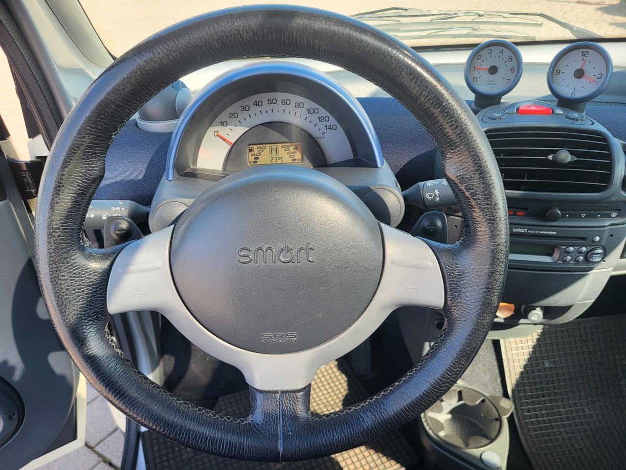 Smart ForTwo 700 coupé pure (45 kW)