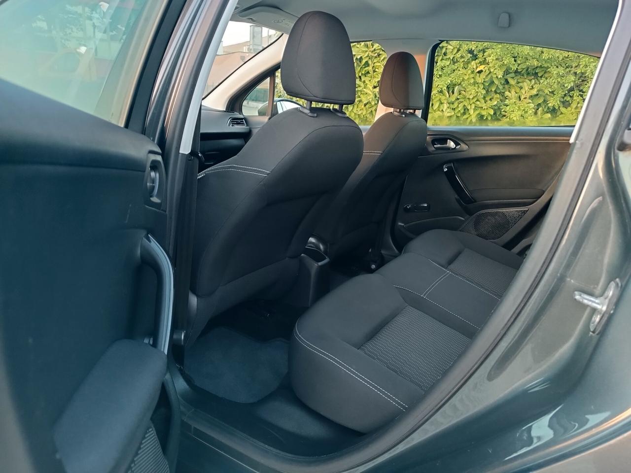 Peugeot 208 BlueHDi 75 S&S 5 porte Active