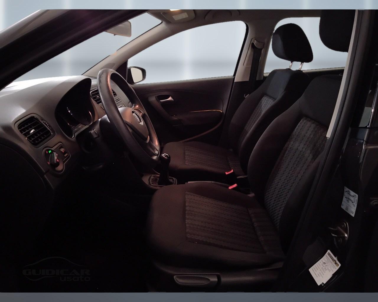 VOLKSWAGEN Polo V 2014 - Polo 5p 1.0 mpi Trendline 60cv