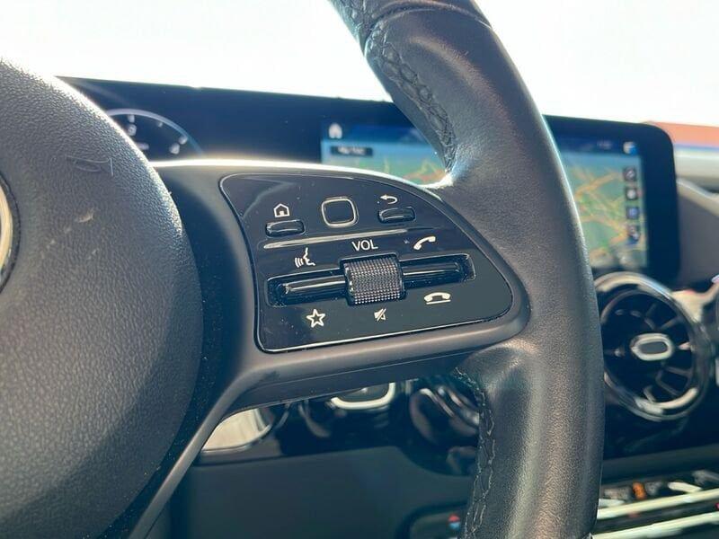 Mercedes-Benz GLA 180 d Automatic Business Extra