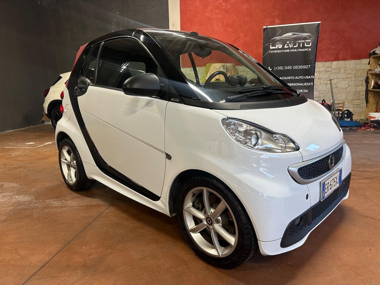 Smart ForTwo 1000 52 kW MHD cabrio passion