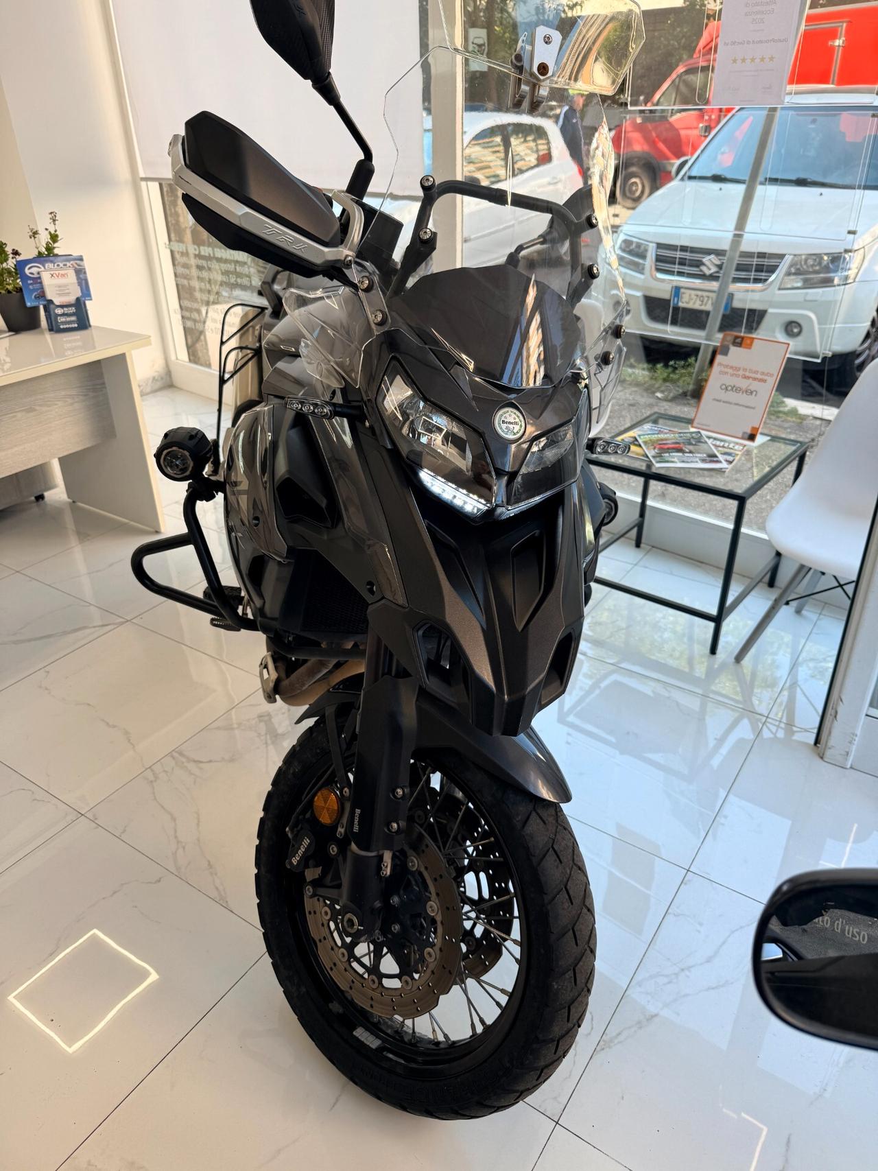Benelli TRK 502 x 500cc 48cv CATENA nuova