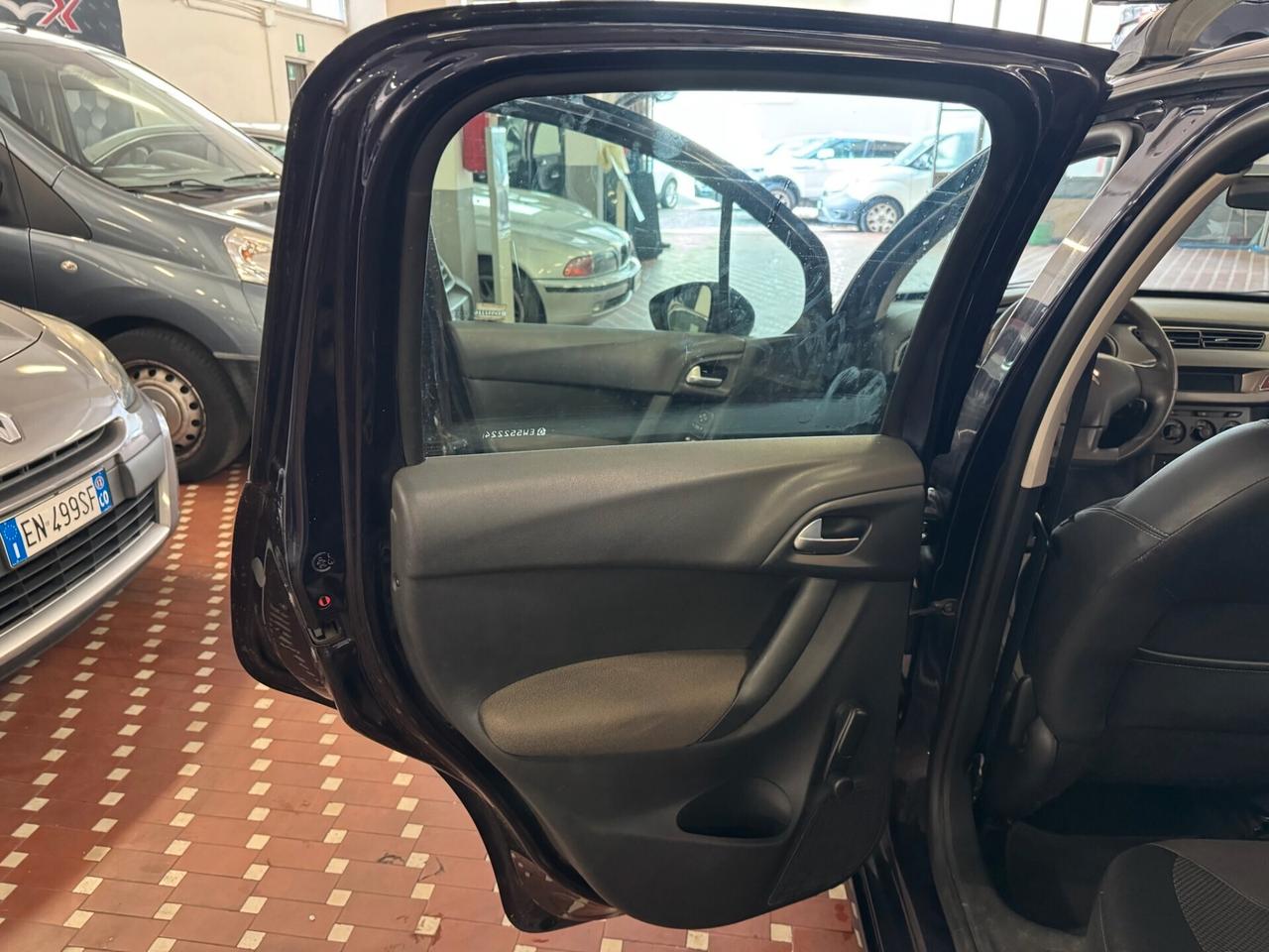 Citroen C3 1.2 PureTech 82 Exclusive - IDEALE PER NEOPATENTATI