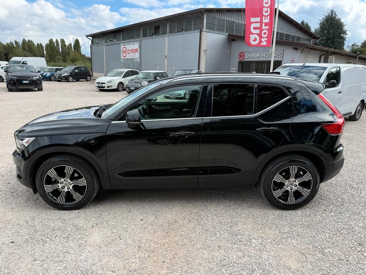 Volvo XC40 D3 AWD Geartronic Momentum