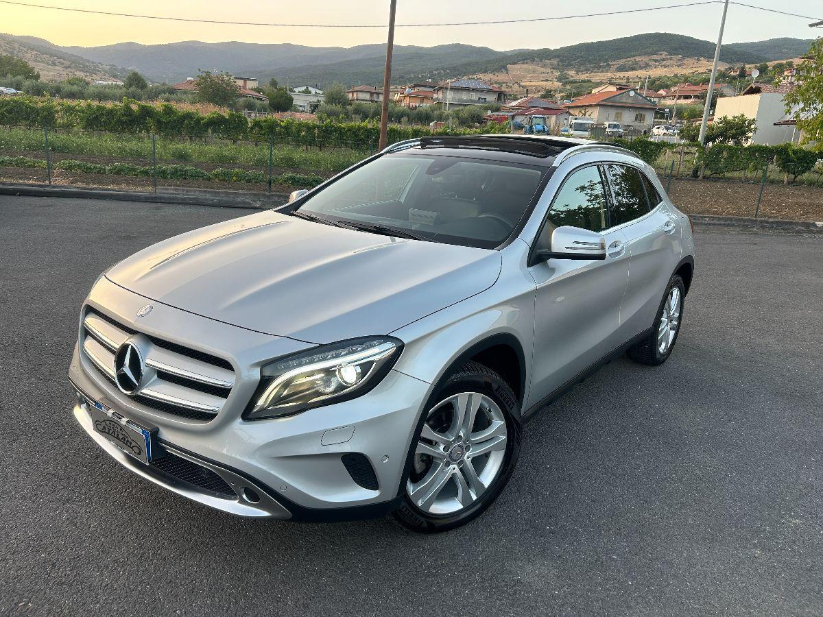 MERCEDES - Classe GLA - GLA 200 d Automatic 4Matic Premium TETTO