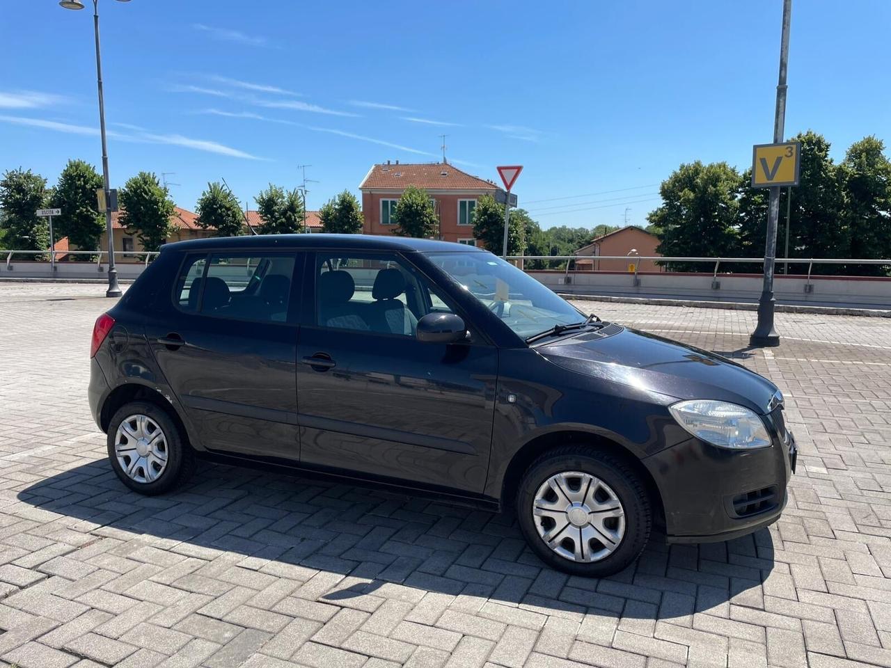 Skoda Fabia 1.4 5p. OK NEOP. UNI.PRO EURO 4 12 MESI GARANZIA