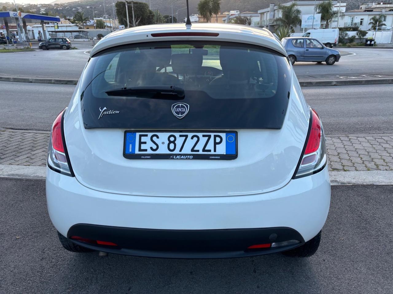 Lancia Ypsilon 1.3 MJT 16V 95 CV 5 porte S&S Silve