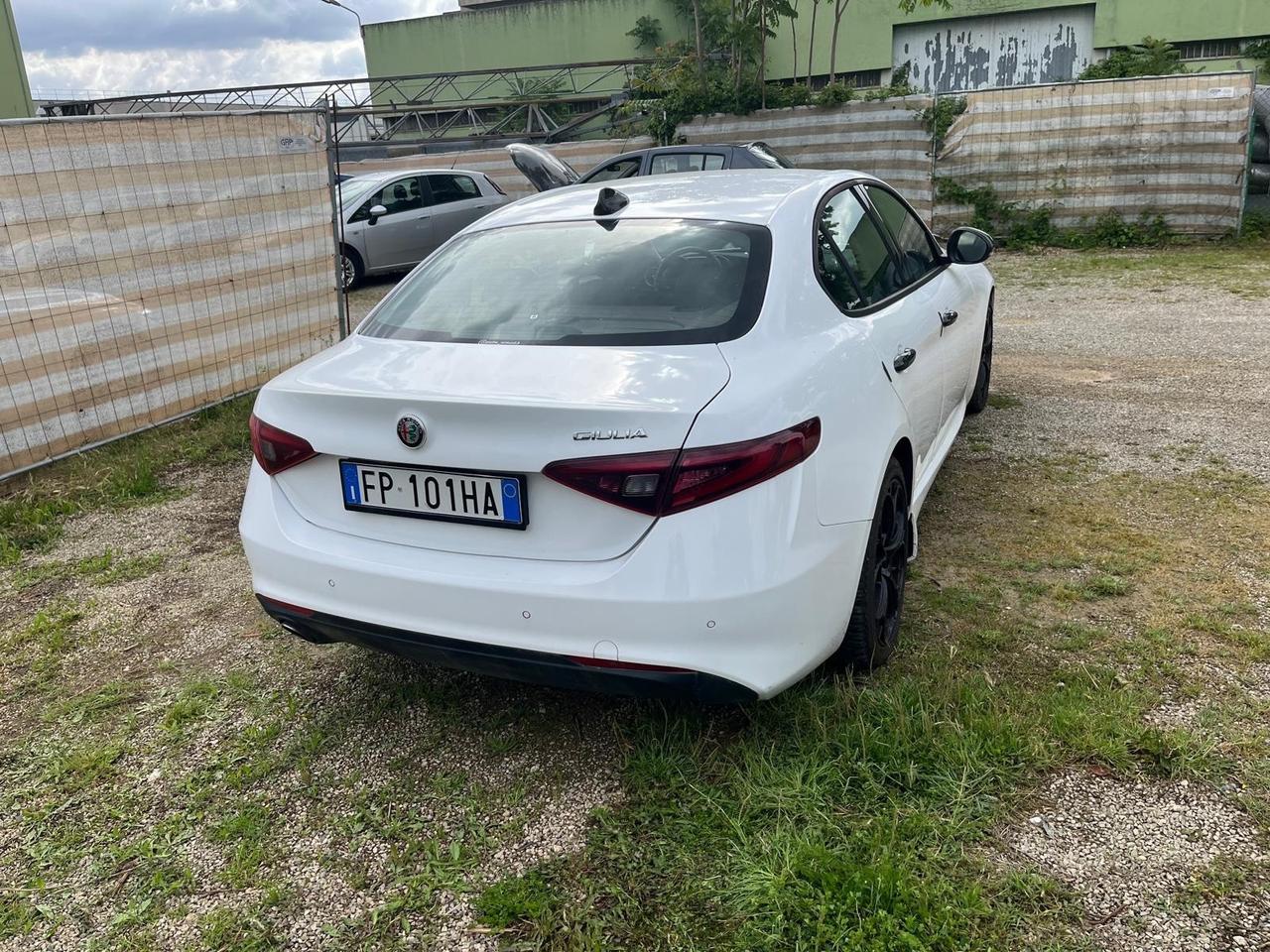 Alfa Romeo Giulia 2.2 Turbodiesel 150 CV AT8 Business