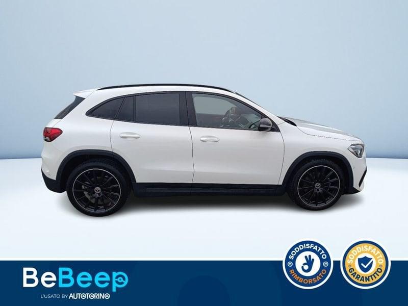 Mercedes-Benz GLA 200 D PREMIUM AUTO