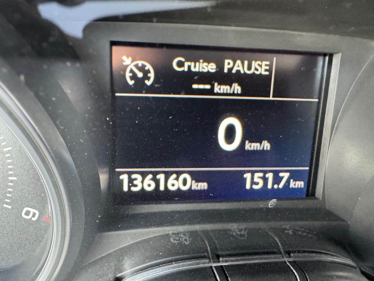 Peugeot 2008 1.6 e-HDi 92 Allure -GRIP CONTROL-