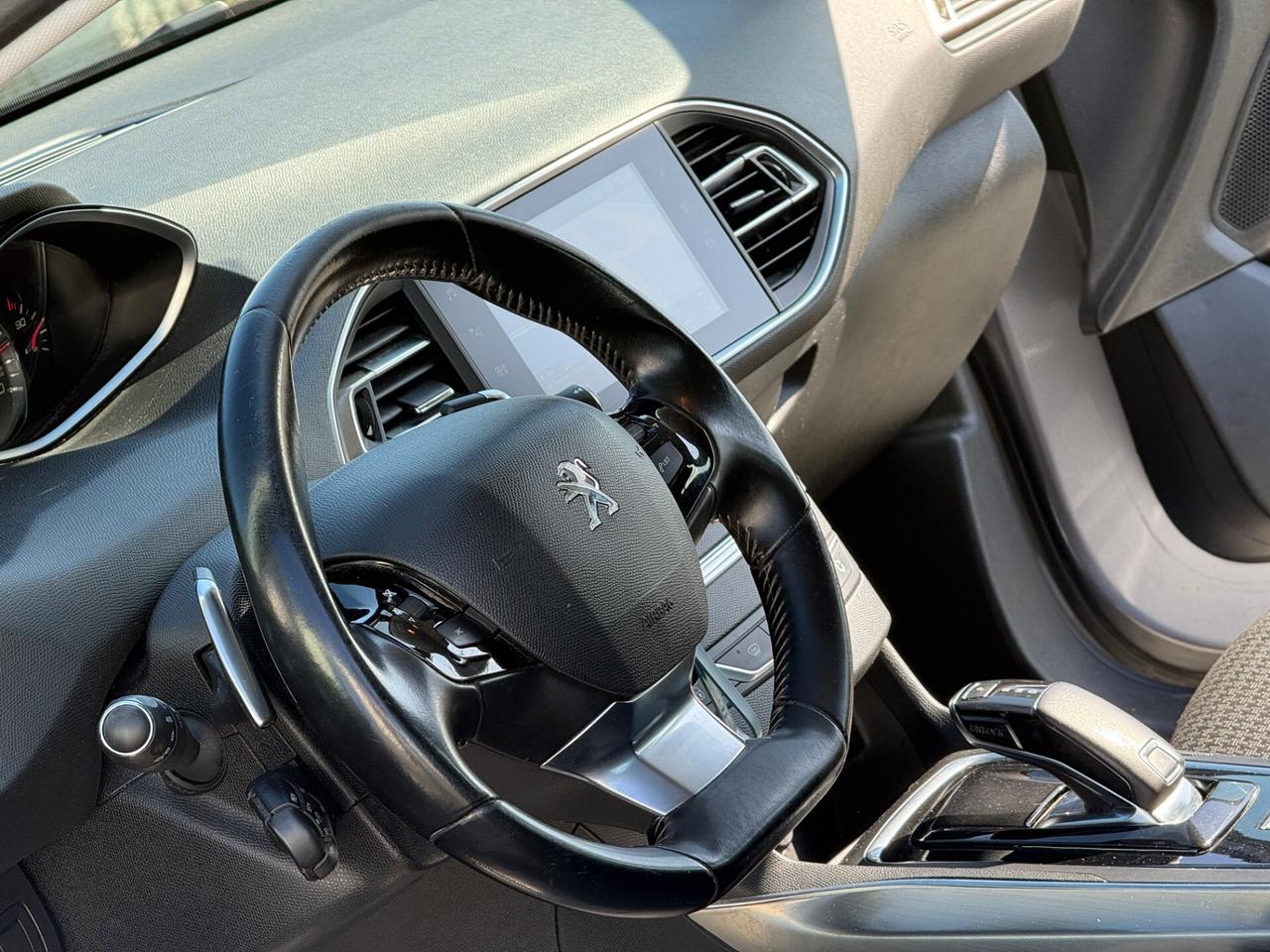 Peugeot 308 BlueHDi 130 S&S SW Allure-Automatica