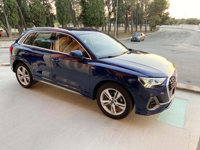 AUDI Q3 35 TDI 150 cv quattro S tronic S line edition