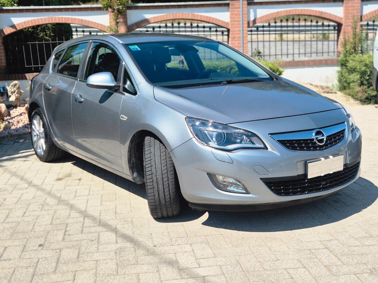 Opel Astra 1.7 CDTI 125CV 5 porte Enjoy/2010 /EURO 5