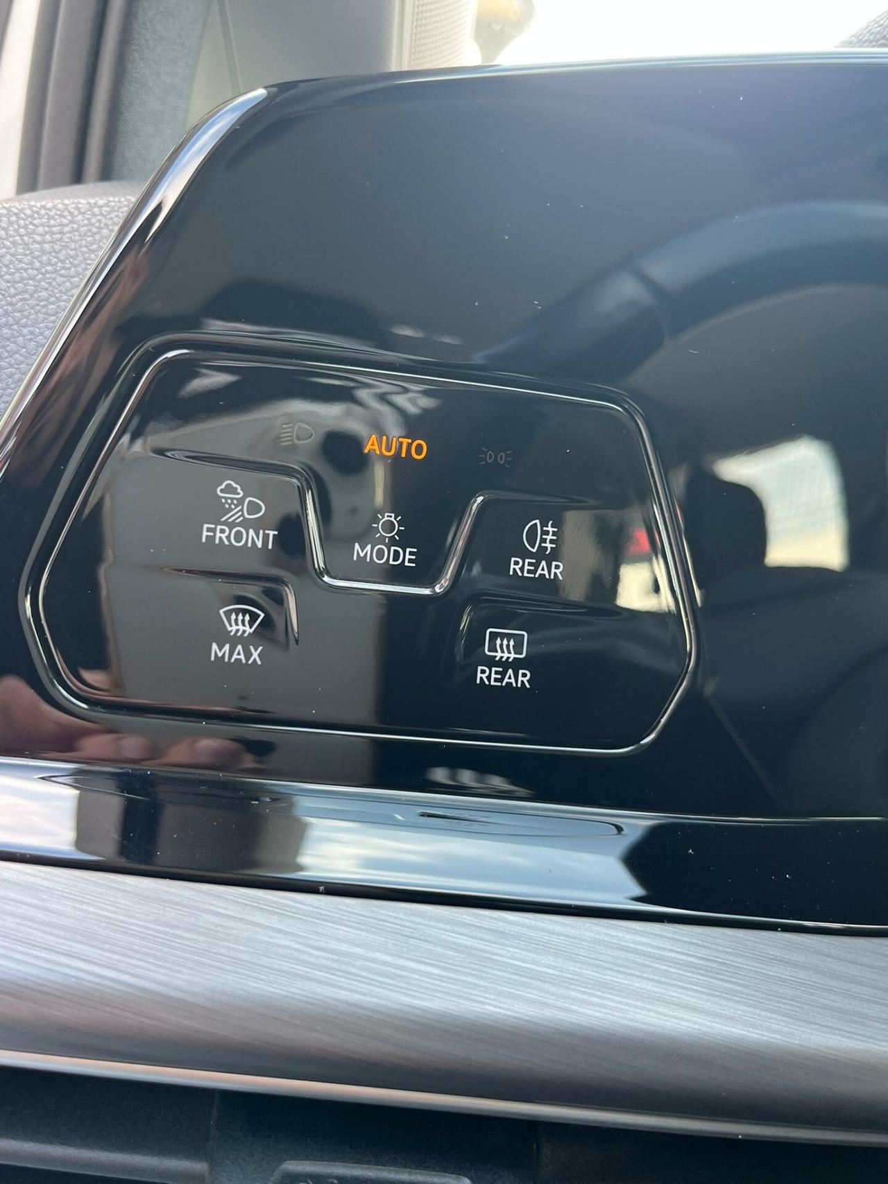 Volkswagen Golf 8 2.0 TDI DSG SCR Style