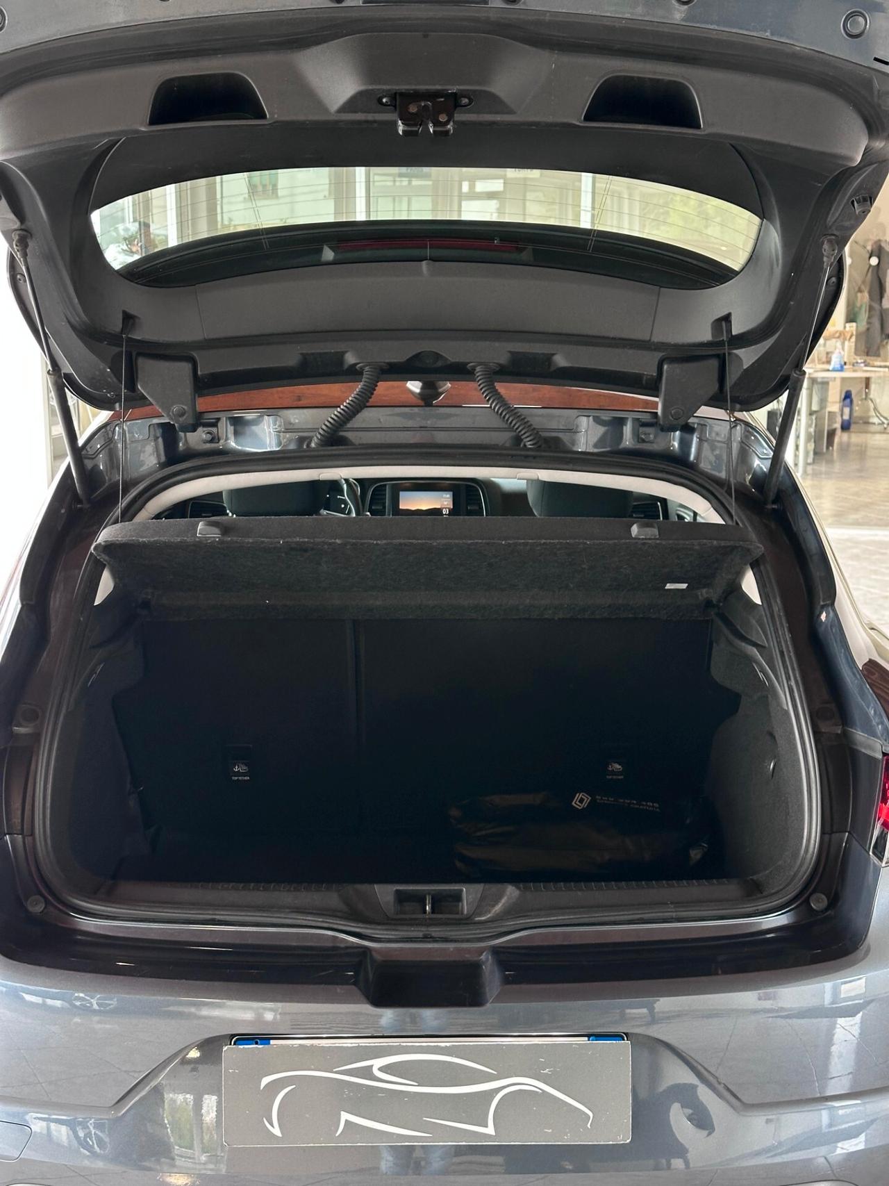 Renault Megane Mégane Blue dCi 115 CV EDC Techno