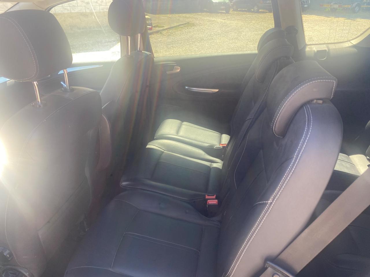 Ford S-Max 2.0 TDCi 163CV Powershift 7 posti Business Nav