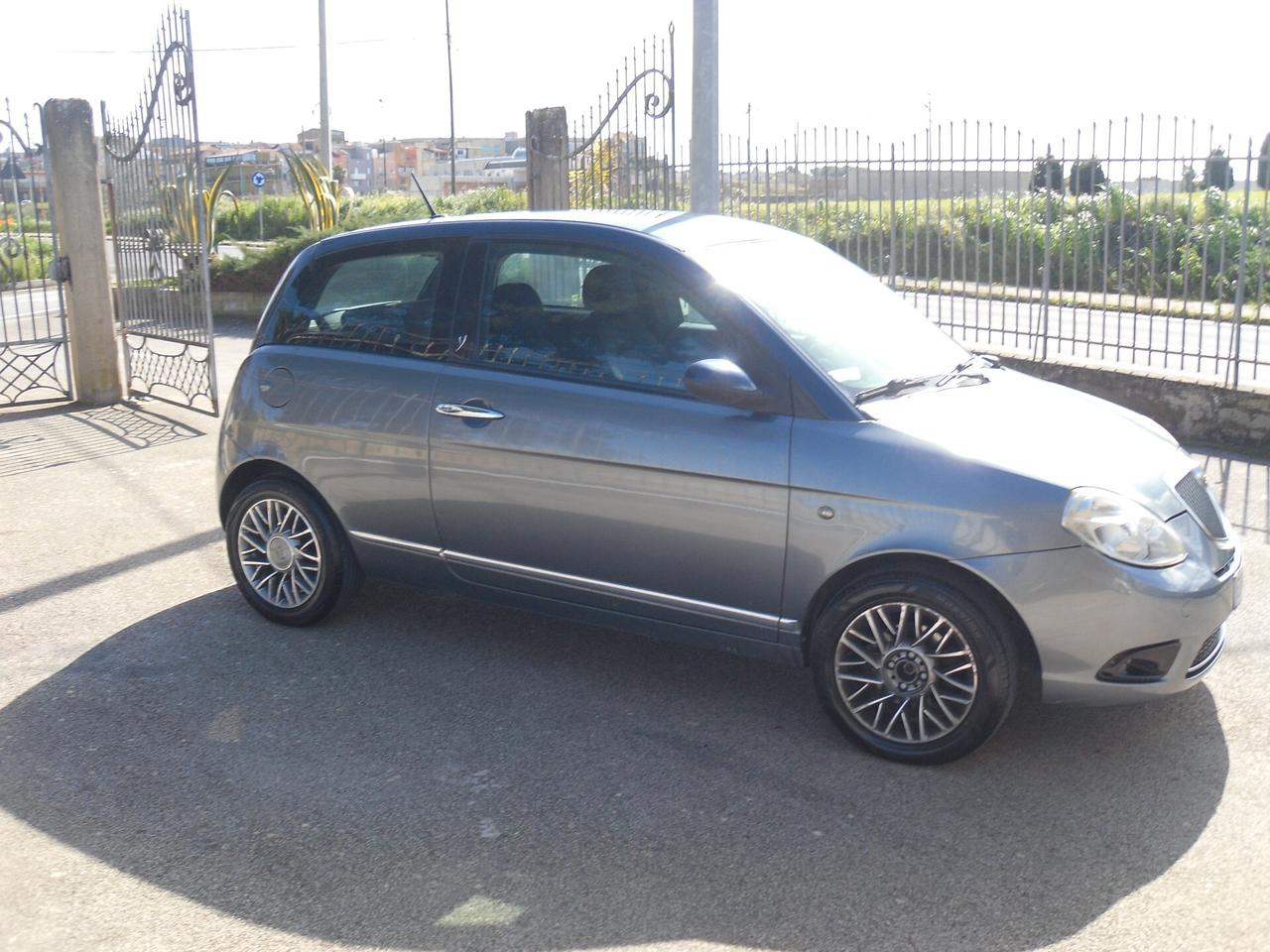 Lancia Ypsilon 1.3 Multijet 75 cv