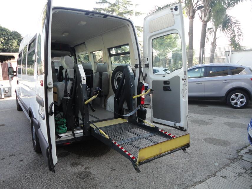 RENAULT Master 2.5 dci TRASPORTO DISABILI