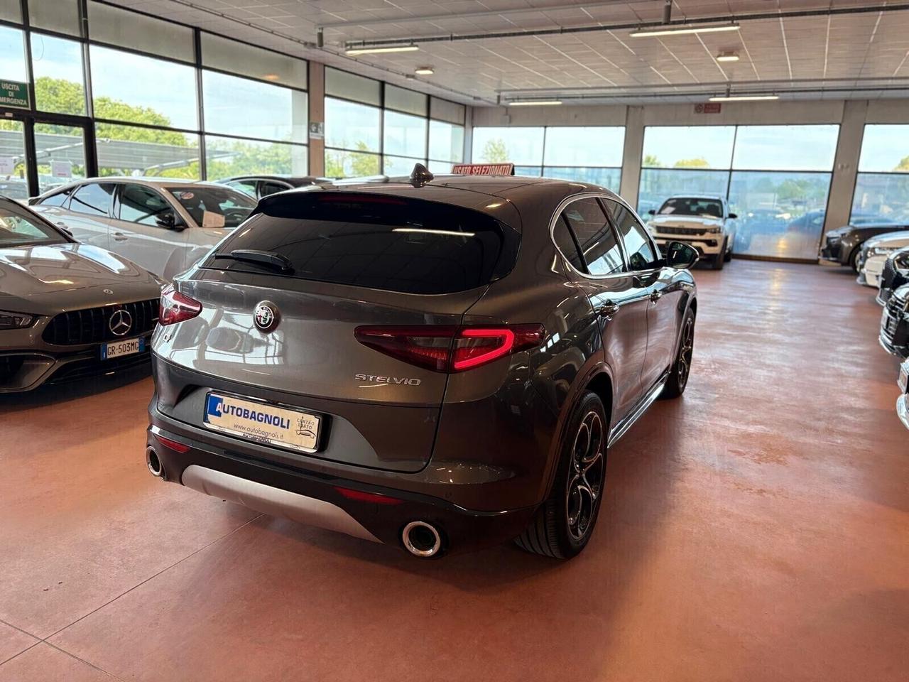 Alfa Romeo Stelvio Ti 2.2 Turbodiesel 210 CV AT8 Q4 SPOTICAR