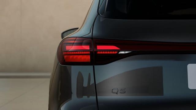 AUDI Q5 TDI Stronic q ACC MMI Gancio ? 799 garanzia 7 anni