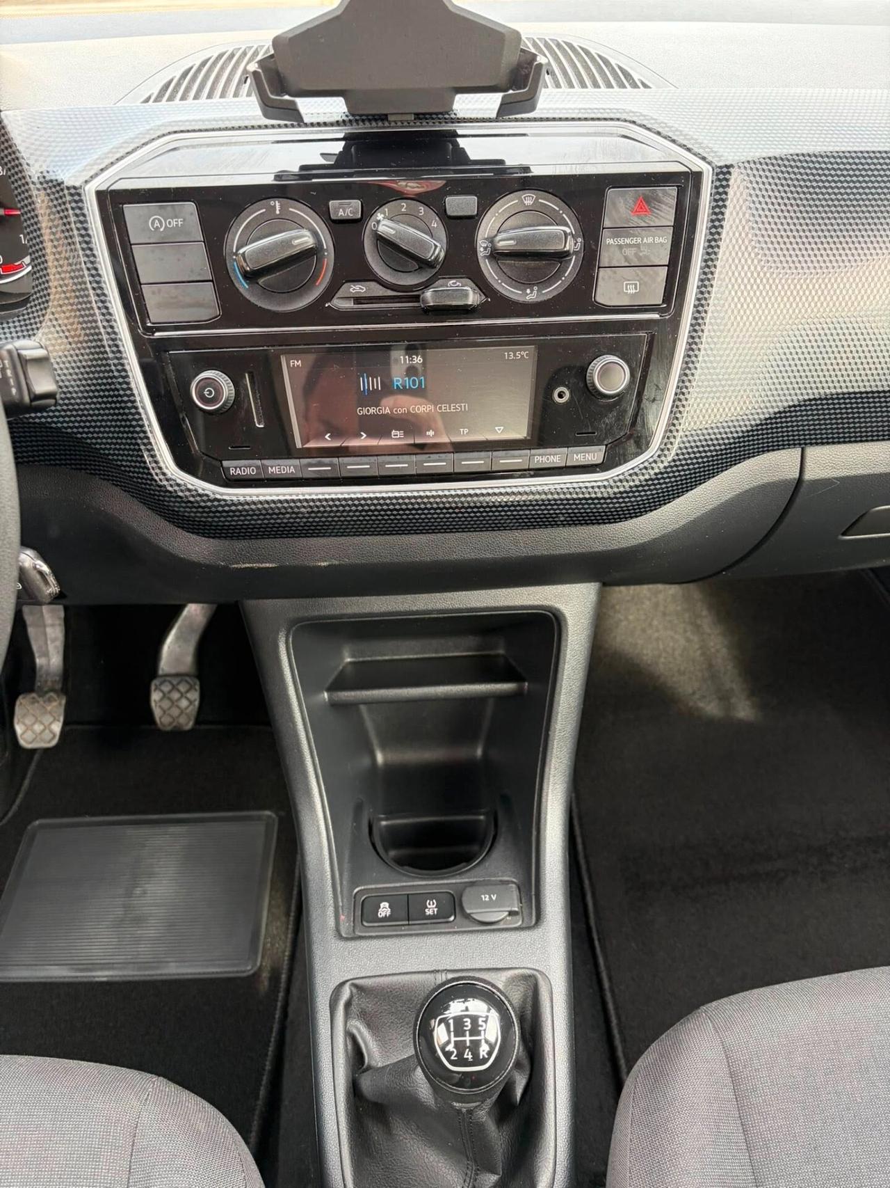 VOLKSWAGEN UP! 1.0cc MUVI 5Porte