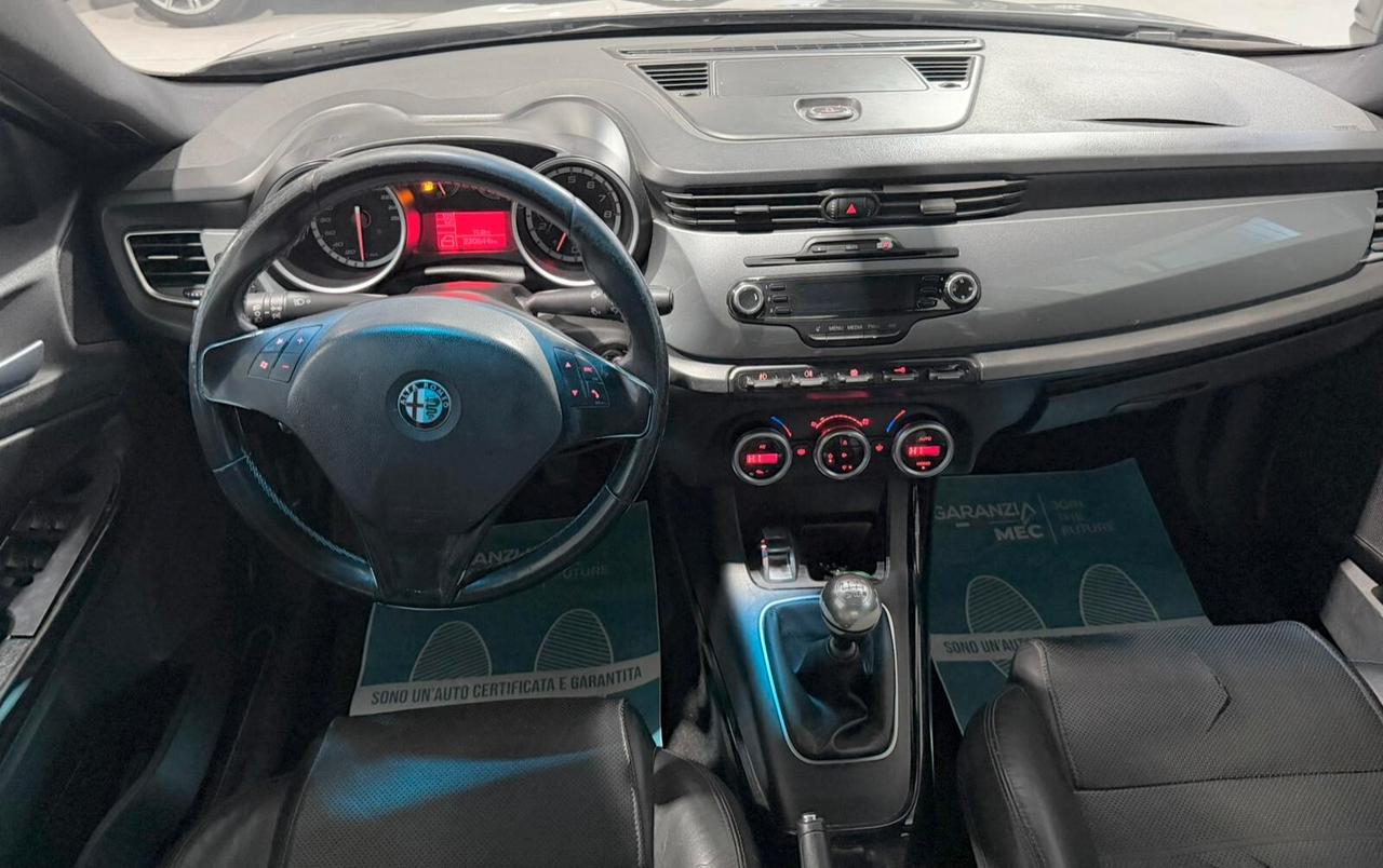 Alfa Romeo Giulietta Benzina Tetto Panoramico