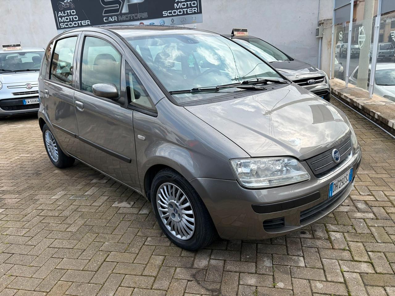 Fiat Idea 1.3 Multijet 16V 70 CV BlackEnergy