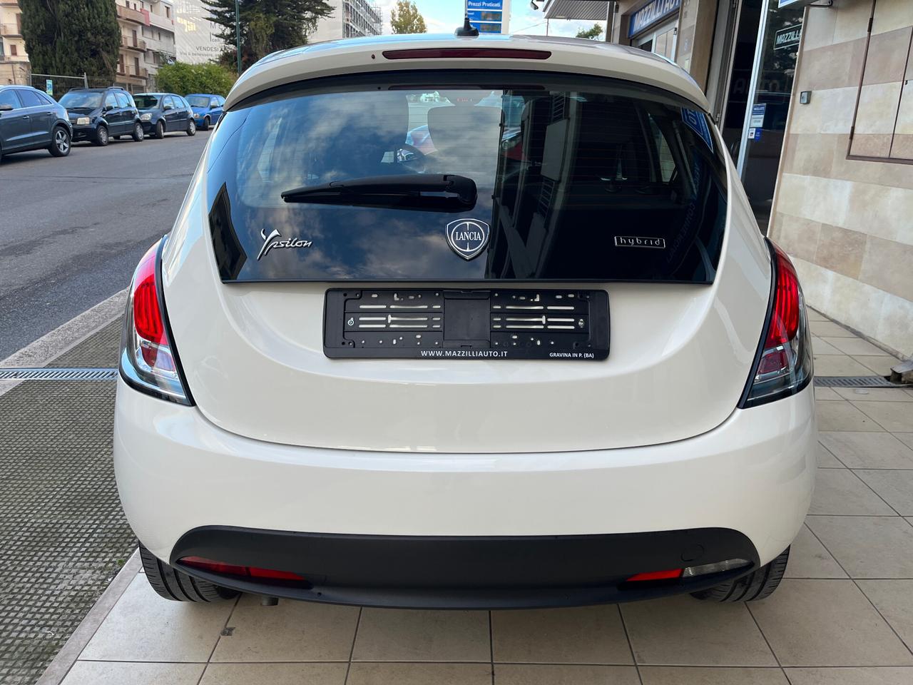 Lancia Ypsilon 1.0 FireFly 5 porte Hybrid Posti - GH272GE