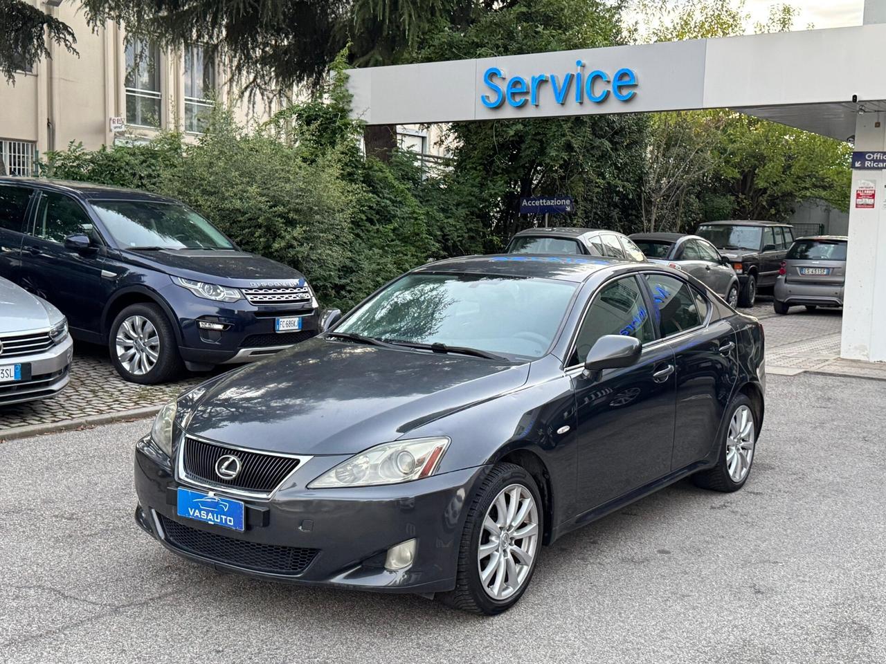 Lexus IS 220d 2.2 16V Luxury