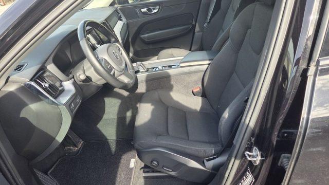 VOLVO XC60 B4 (d) AWD Geartronic Momentum PERMUTE