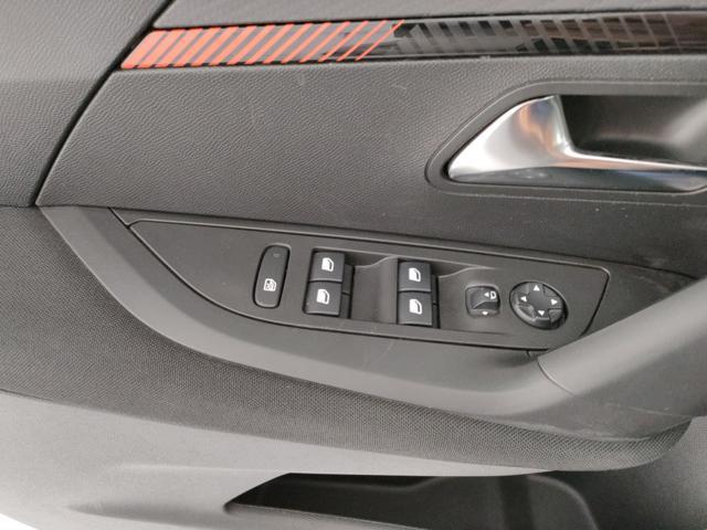 PEUGEOT 2008 BlueHDi 110 S&S Active Pack
