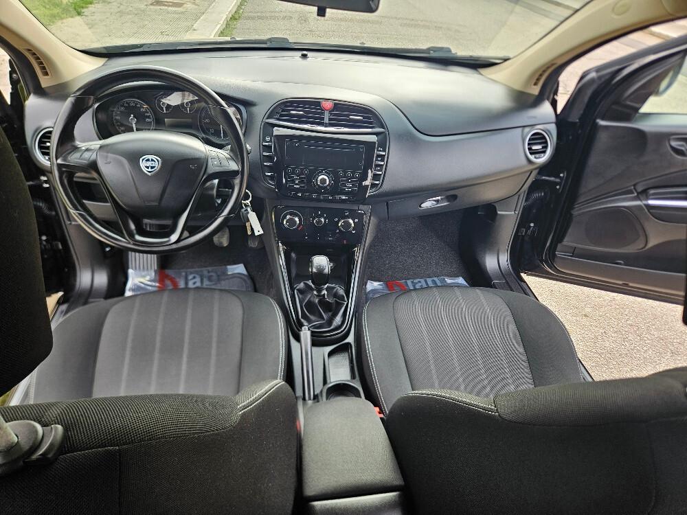 Lancia Delta 1.6 MJT DPF 105 CV Gold