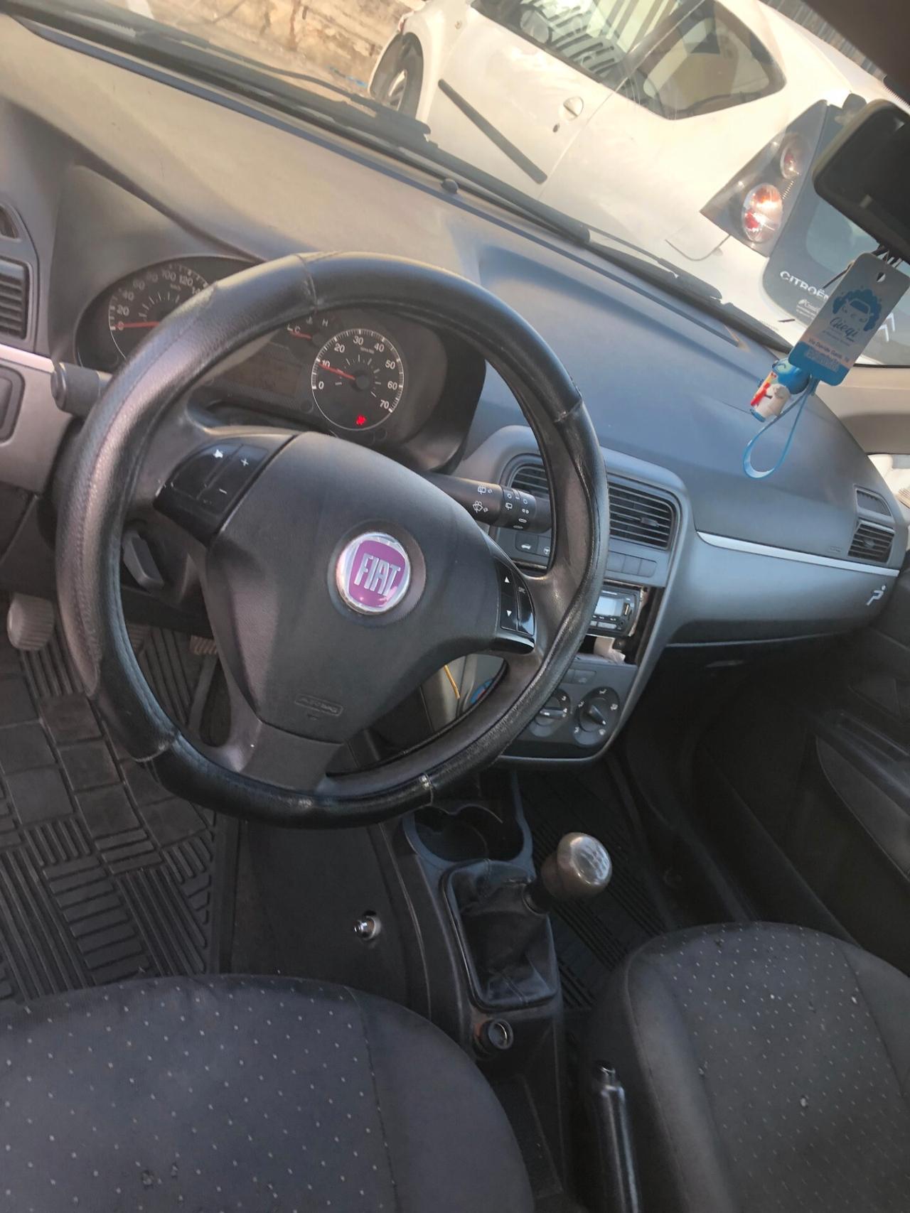 Fiat Grande Punto 1.3 MJT 75 CV 5 porte Active