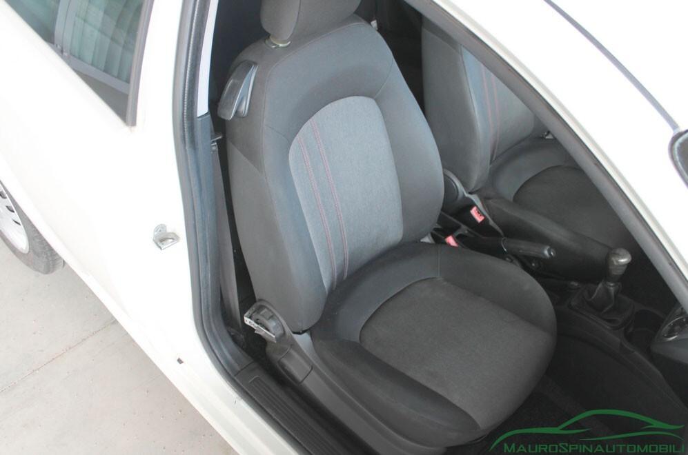 Fiat Punto 1.3 MJT II 75 CV 3 porte Neopatentati