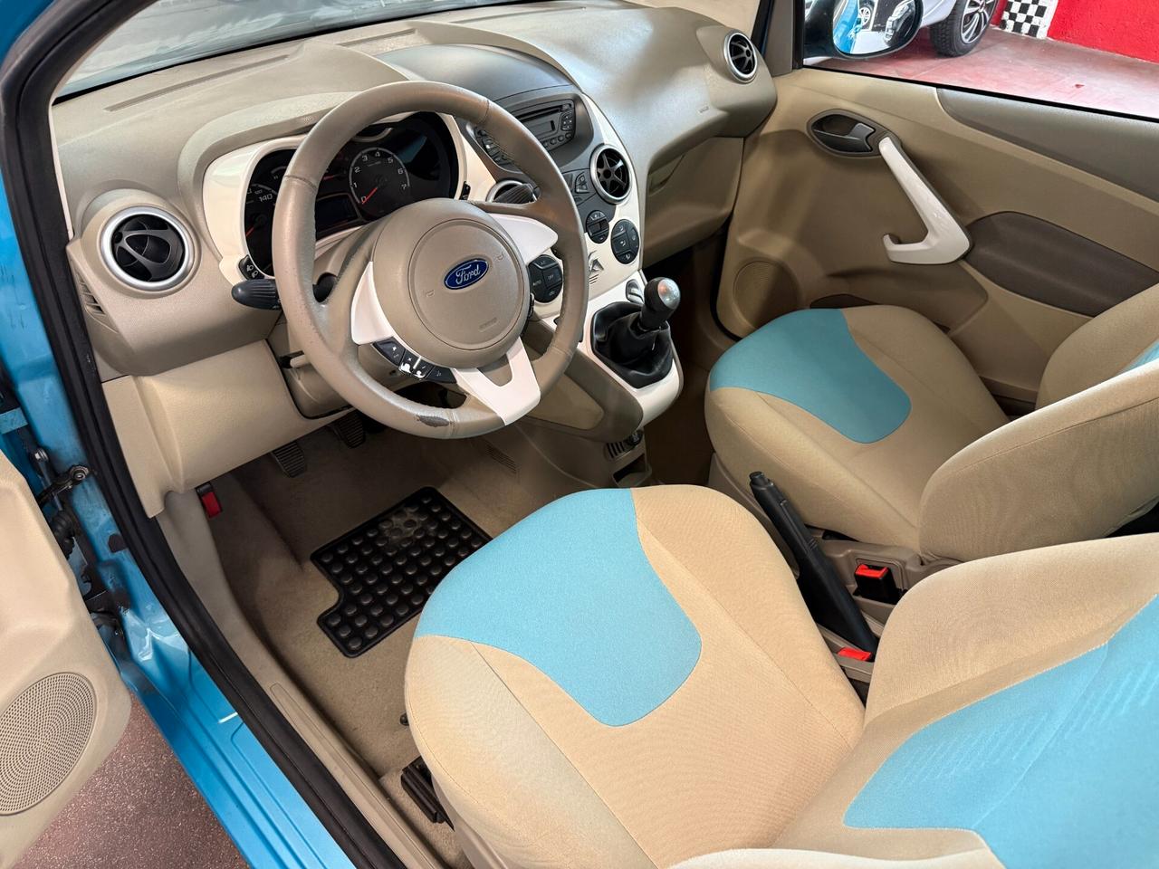 Ford Ka 1.2 8V 69CV Titanium NEOPATENTATI