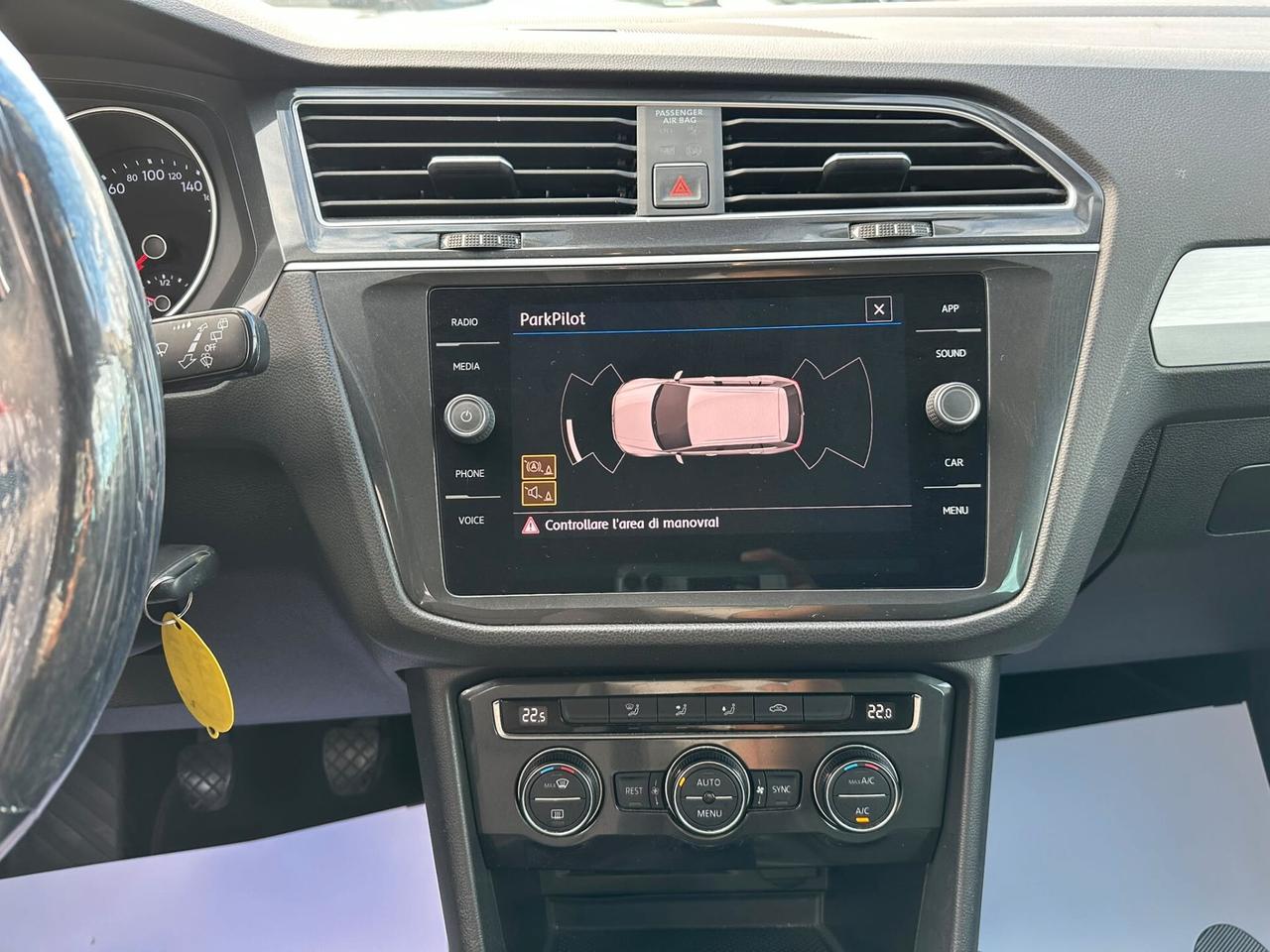 Volkswagen Tiguan 1.6 TDI Sport RLine