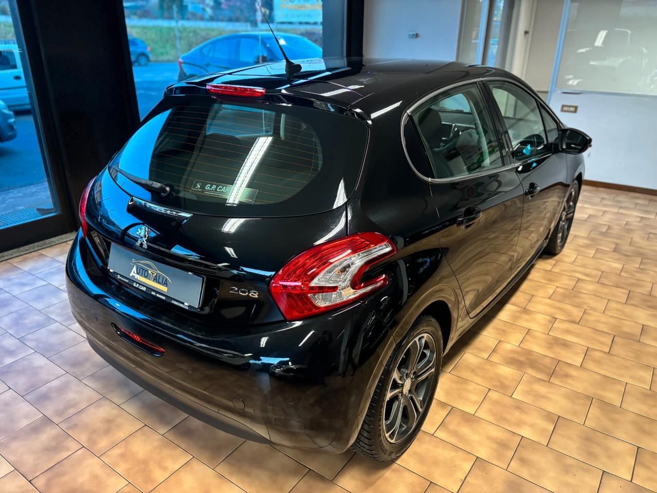 Peugeot 208 5p 1.2 vti *CINGHIA FATTA 100000KM*NEOPATENTATI
