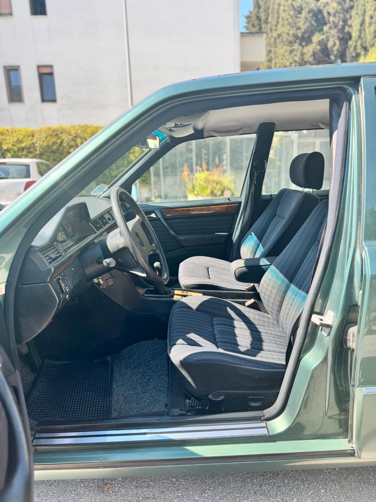 Mercedes-benz E 200 OLDTIMER GIA' ASI - 1991