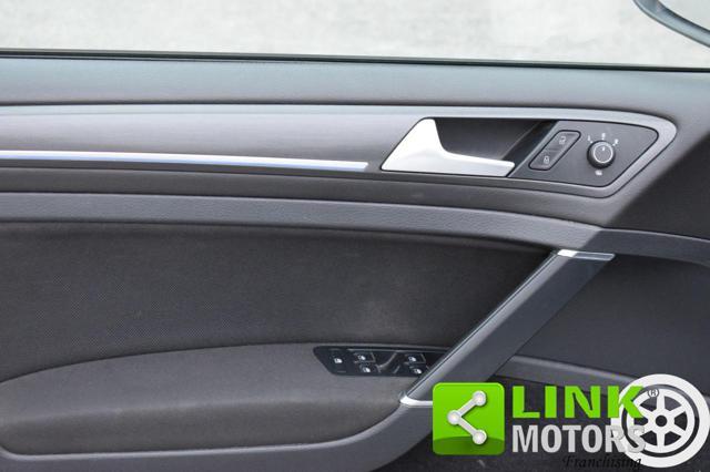 VOLKSWAGEN Golf eHIBRID