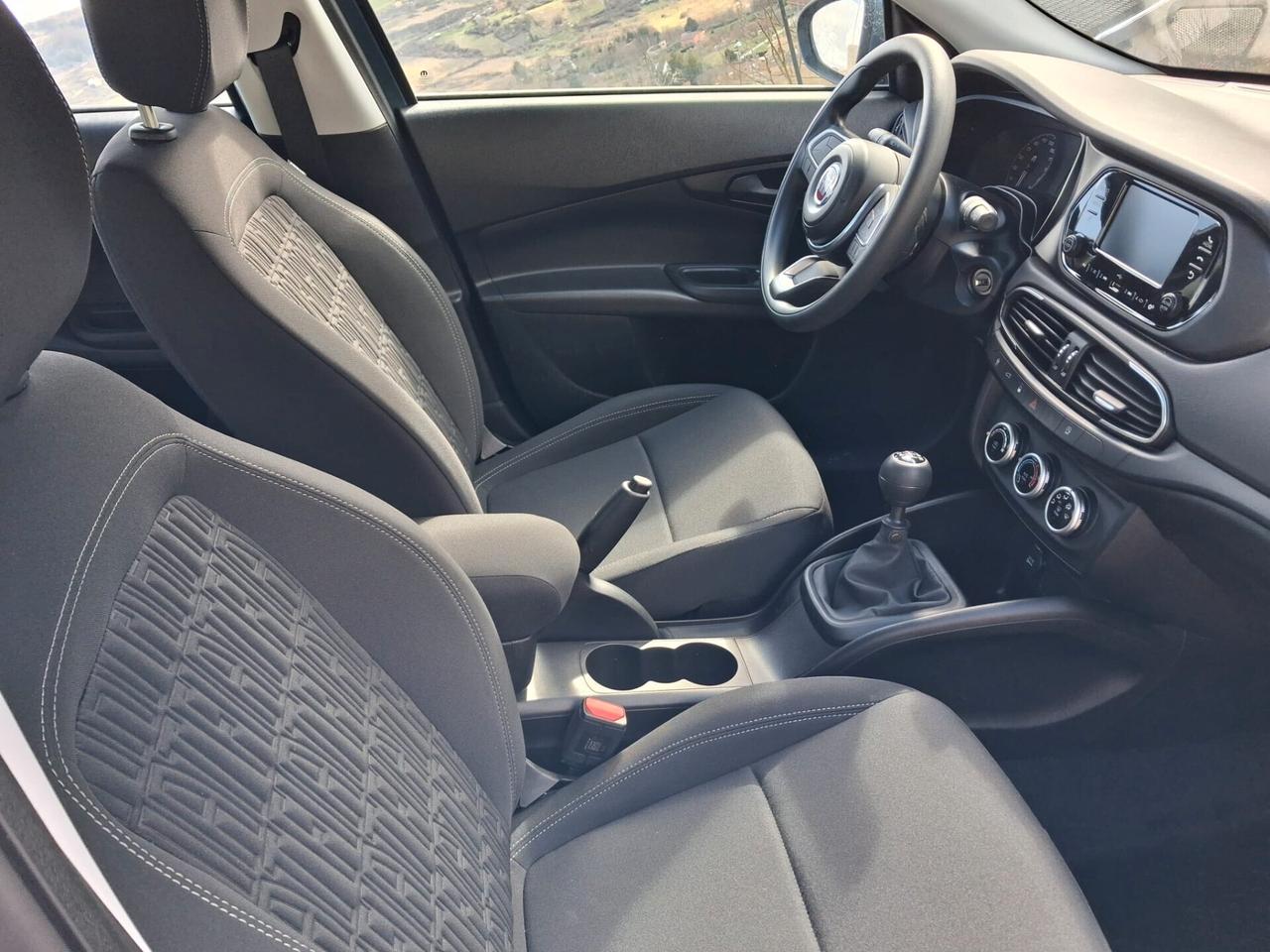 Fiat Tipo 1.6 Mjt S&S 4 SEDAN