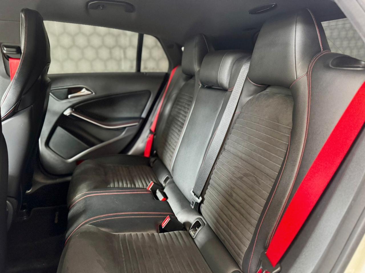 Mercedes-benz CLA 45 AMG 4Matic